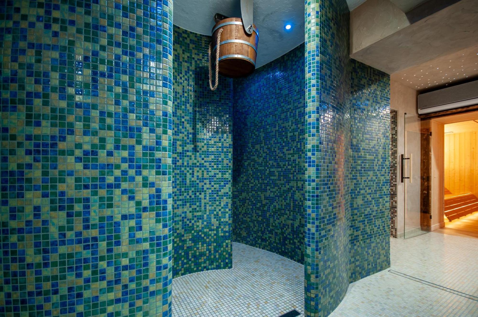 Monaco Ville Wellness ミエンジズドロイェ エクステリア 写真