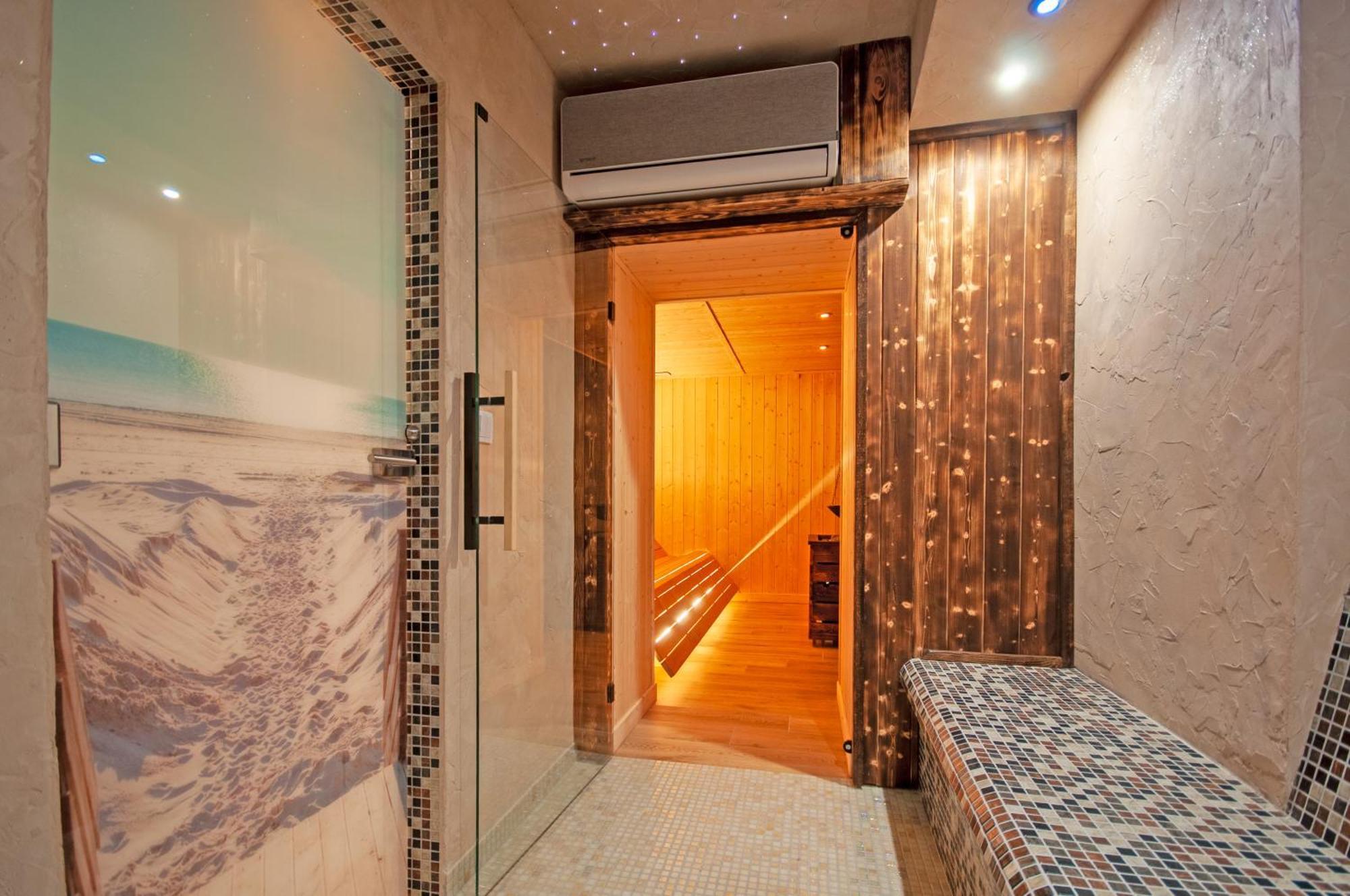 Monaco Ville Wellness ミエンジズドロイェ エクステリア 写真